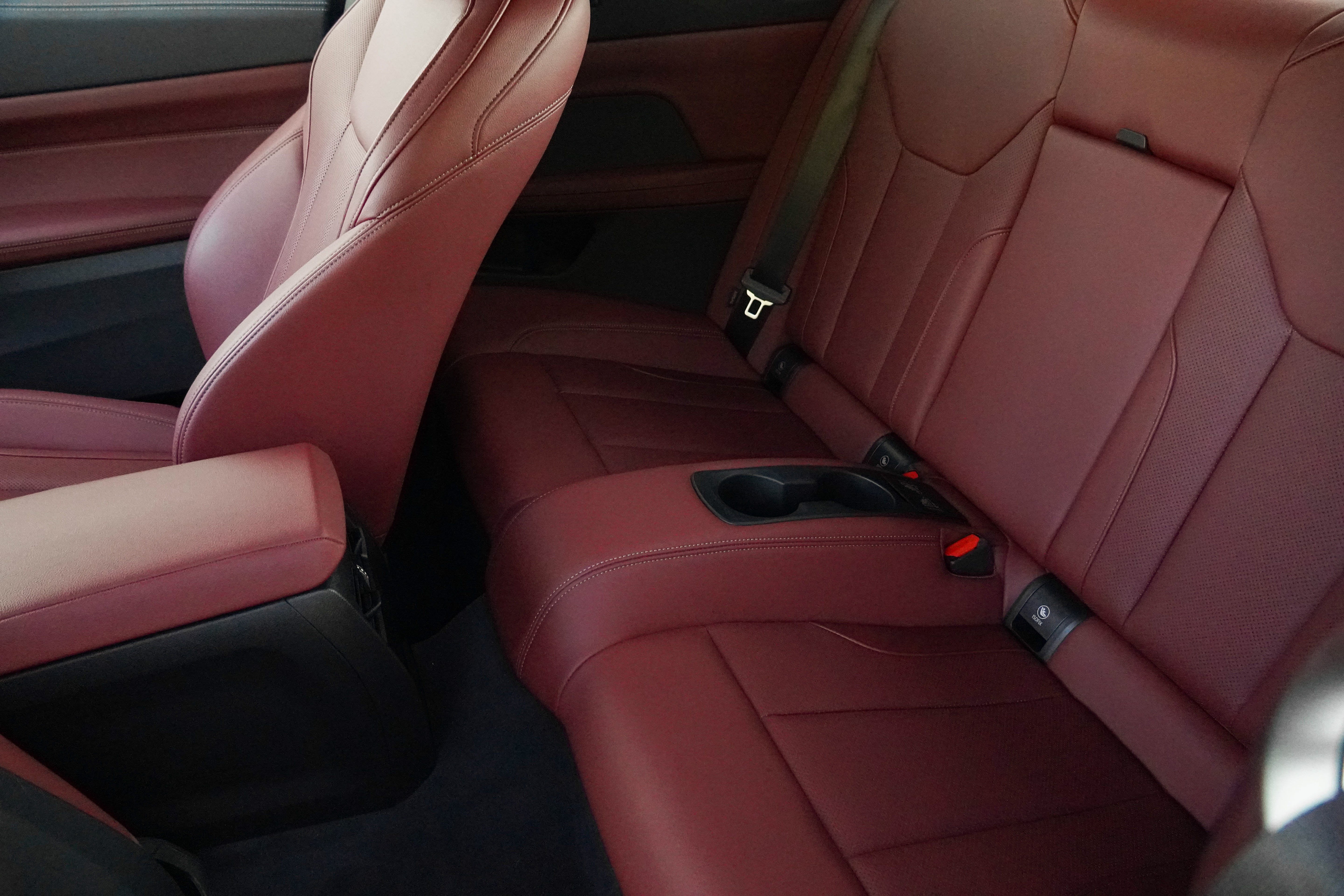 Certified 2025 BMW M440i Convertible RWD image 40
