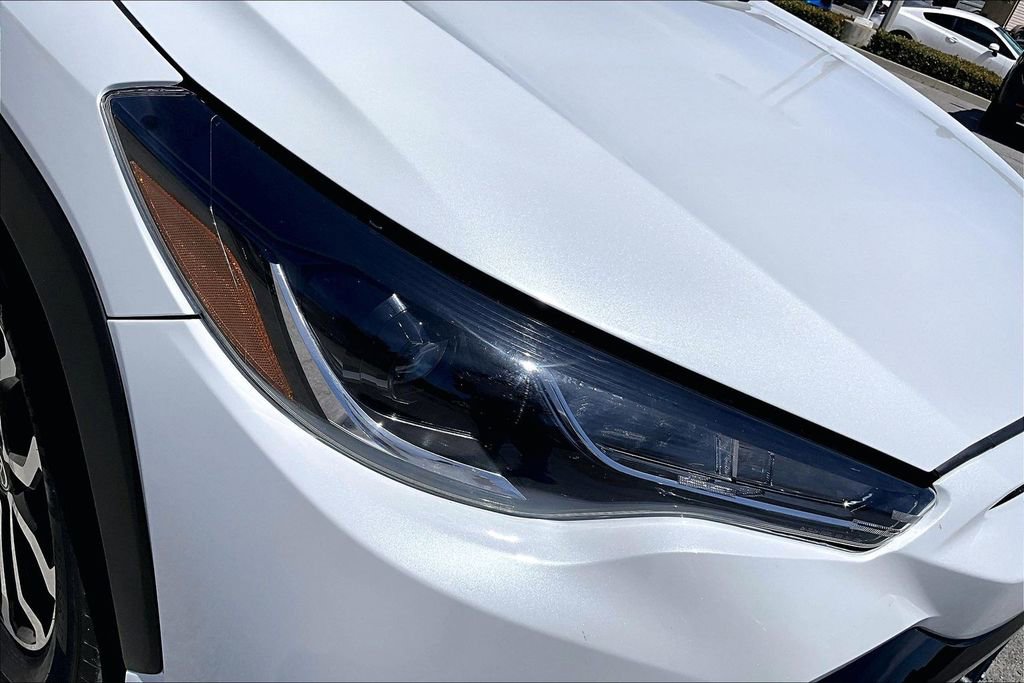 Used 2023 Toyota Corolla Cross AWD Hybrid image 32