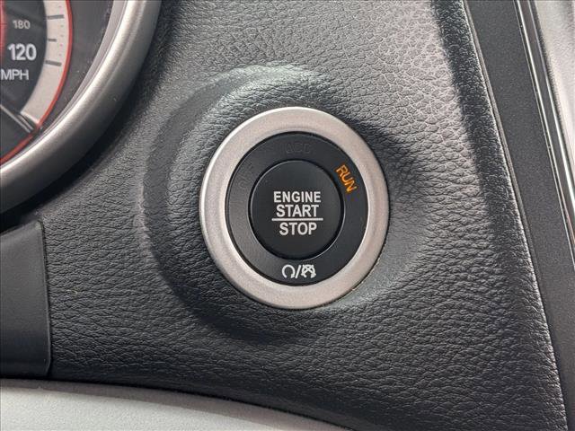 Used 2017 Dodge Journey SXT image 17