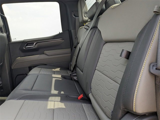 Used 2024 Chevrolet Silverado 1500 ZR2 image 14