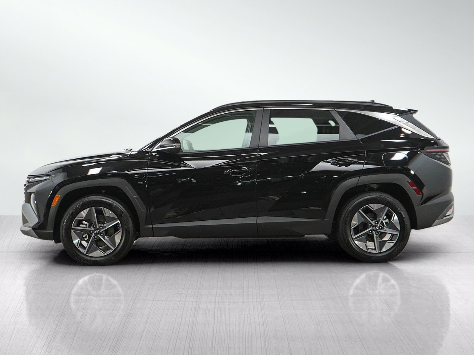 Certified 2026 Hyundai Tucson SEL AWD/4WD image 2