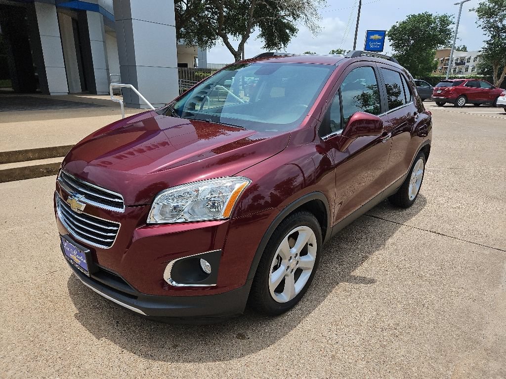 Used 2016 Chevrolet Trax LTZ FWD image 2