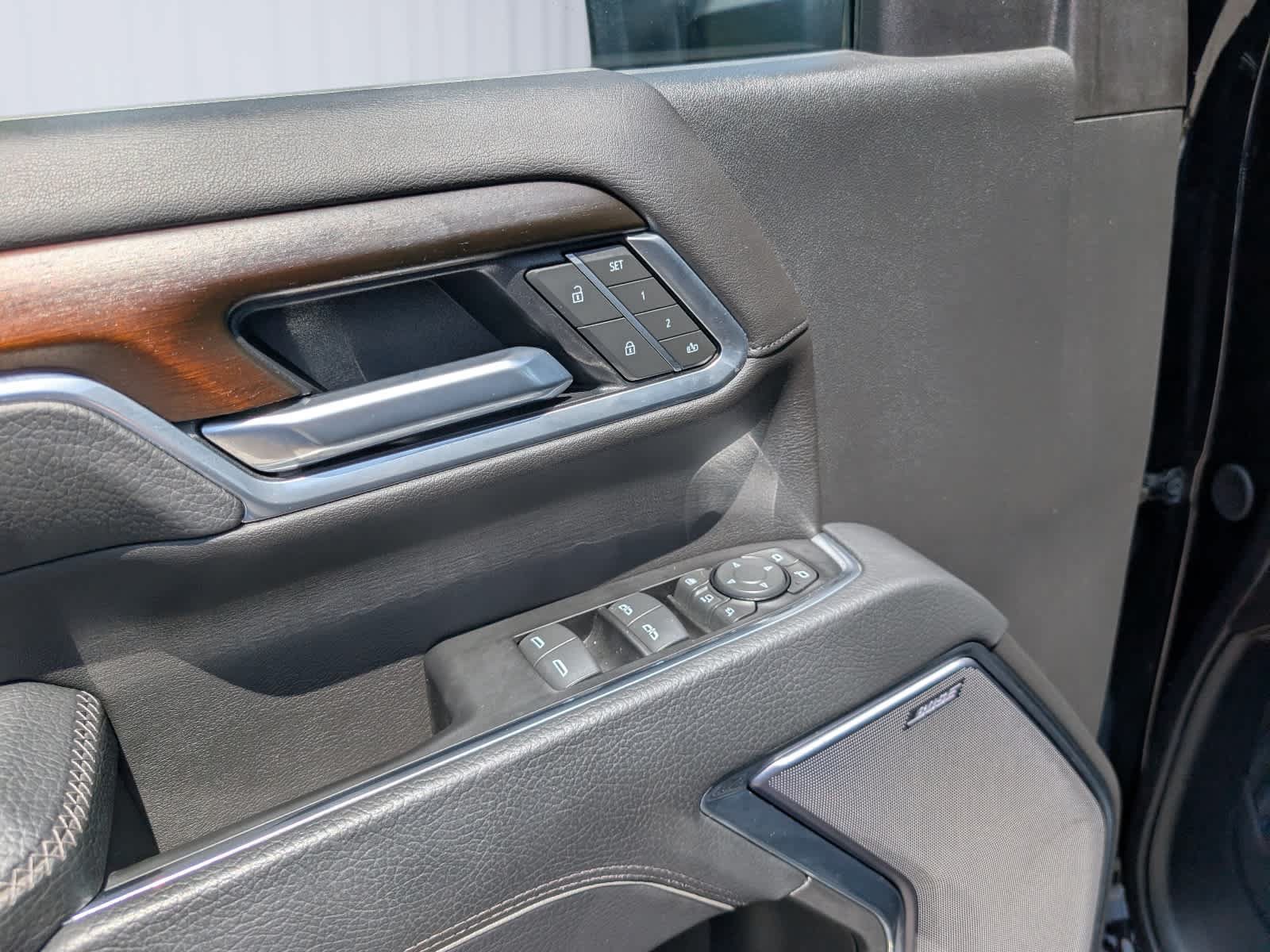 Certified 2025 GMC Sierra 3500 Denali w/ Denali Reserve Package AWD/4WD image 23