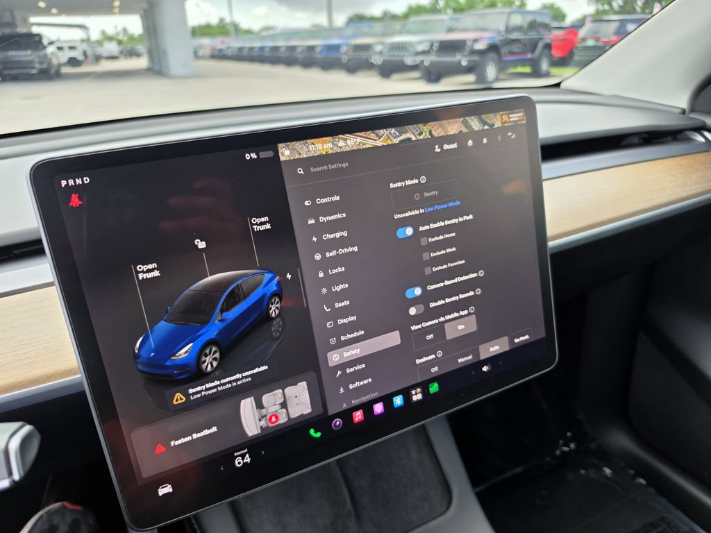 Used 2023 Tesla Model Y Long Range AWD/4WD image 27