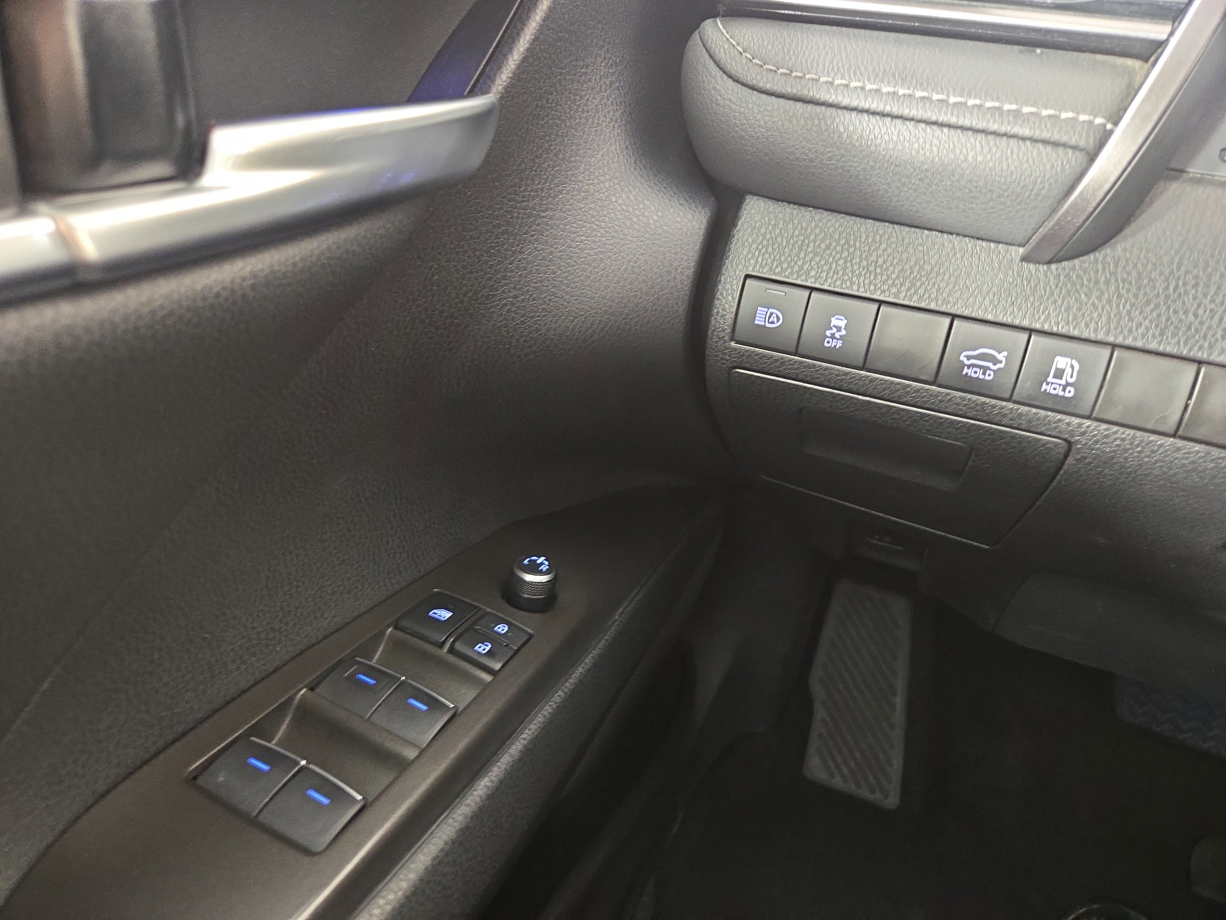 Used 2024 Toyota Camry XSE image 30