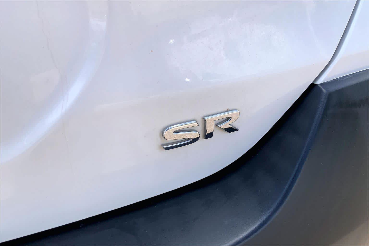Used 2019 Nissan Kicks SR FWD image 10