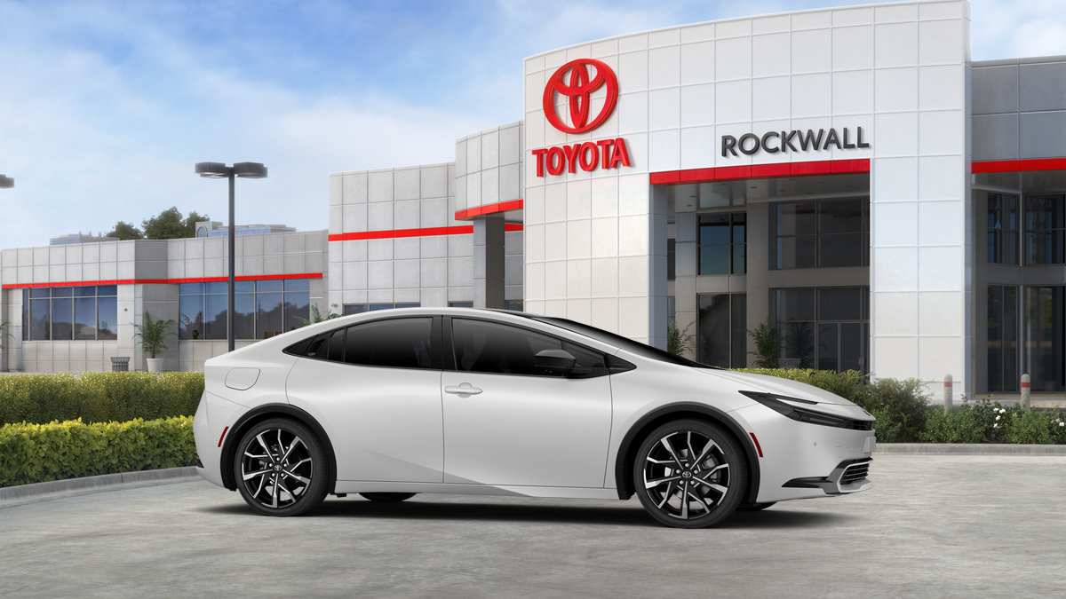 New 2027 Toyota Prius Plug-In Hybrid w/ Limited Premium Package FWD image 15