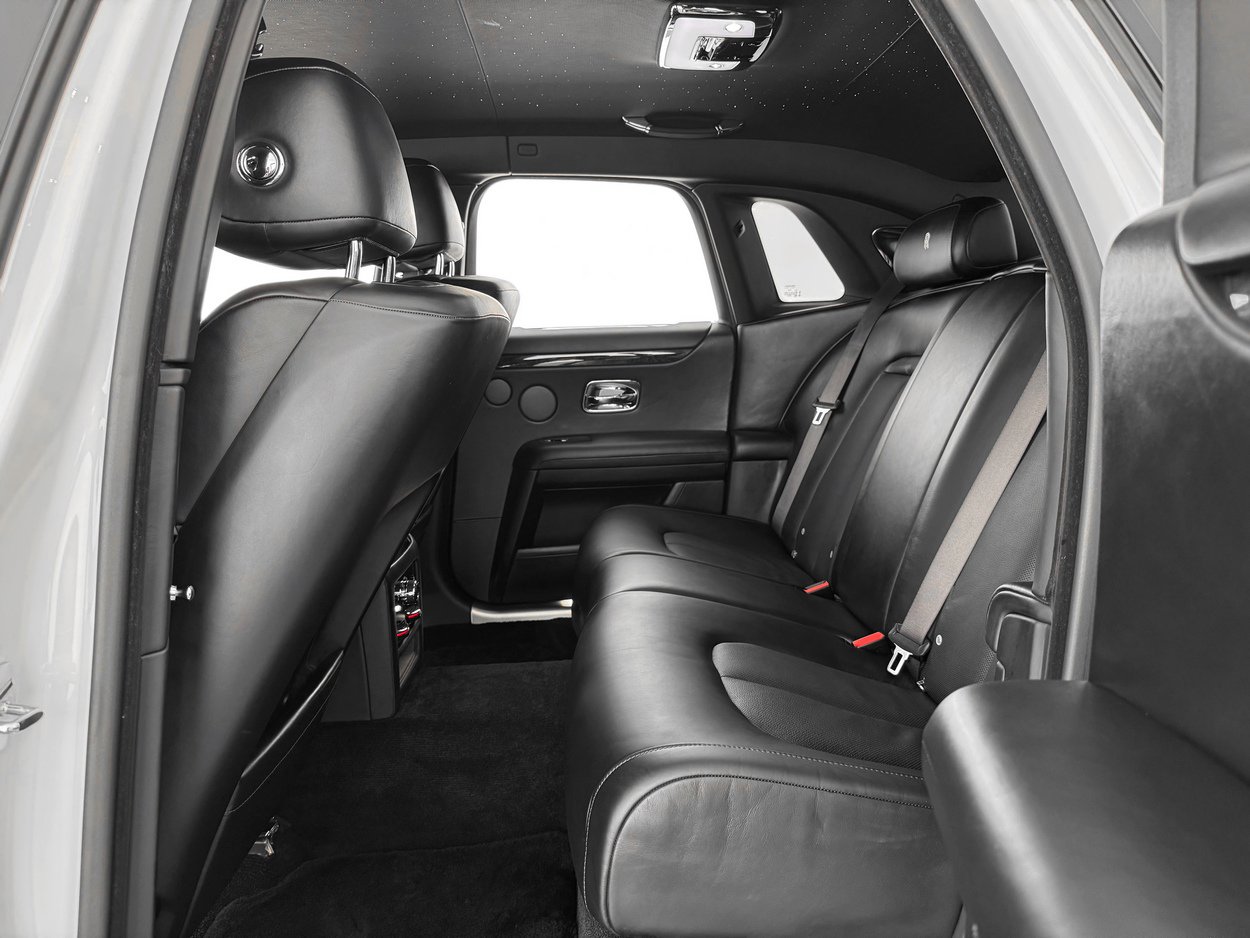 Certified 2022 Rolls-Royce Ghost image 28