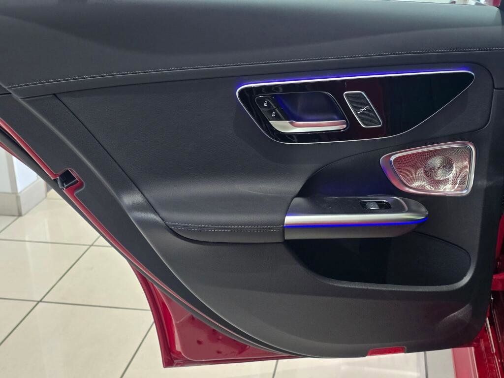 New 2026 Mercedes-Benz C 300 4MATIC Sedan image 18