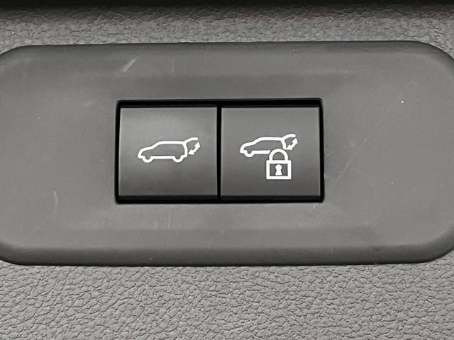 Certified 2024 Toyota Grand Highlander AWD image 15