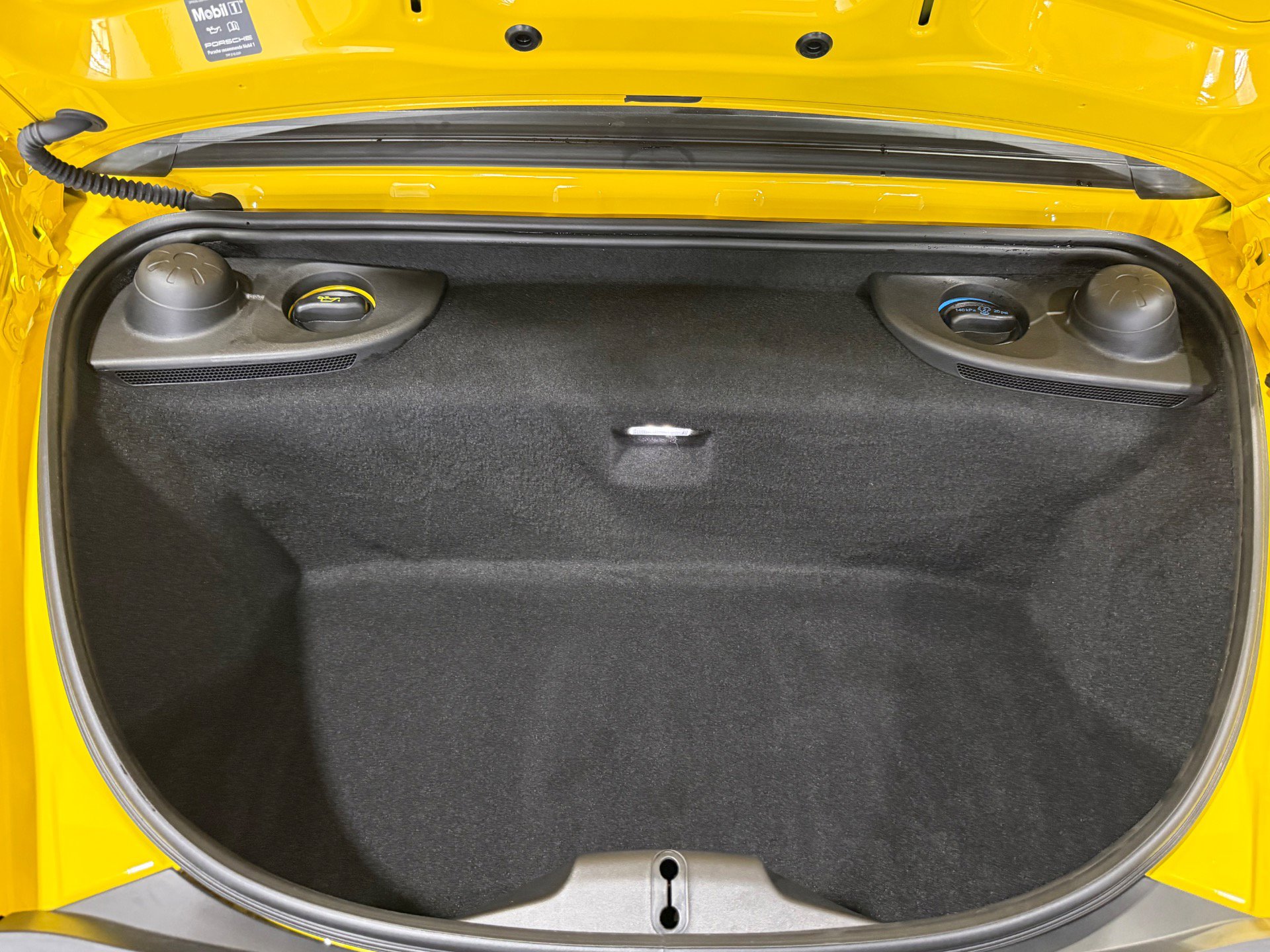 Used 2025 Porsche 718 Boxster S image 37