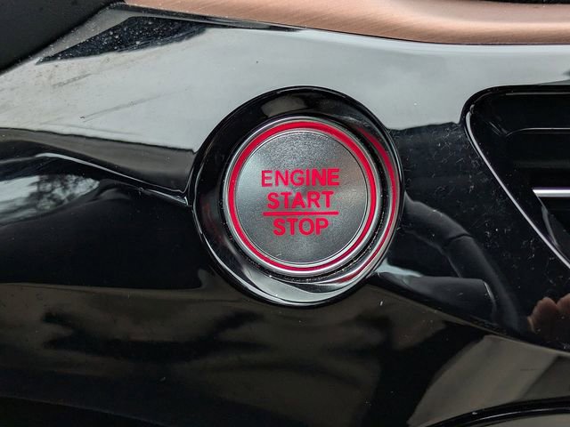 Used 2022 Acura MDX SH-AWD w/ Technology Package image 38