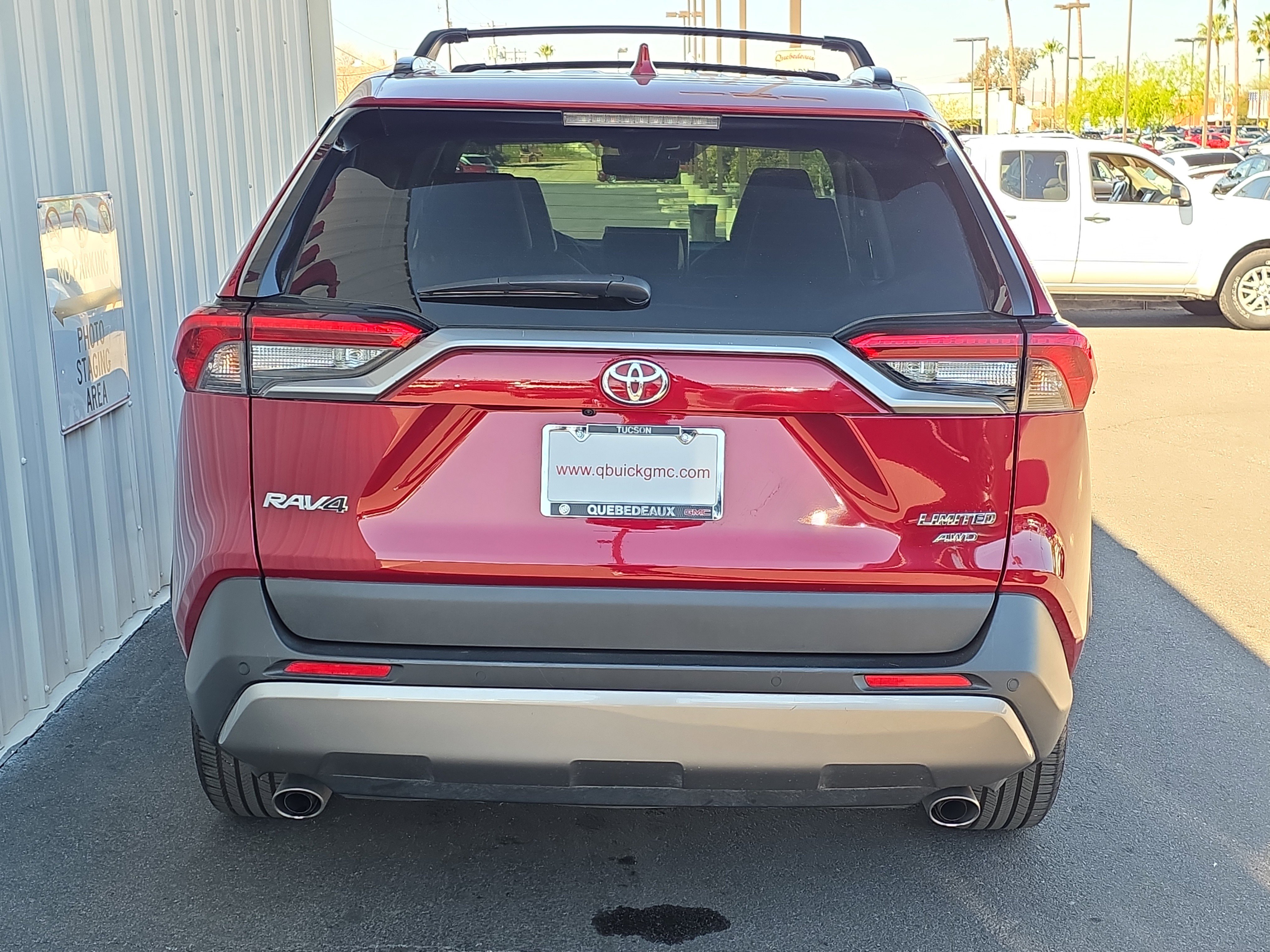 Used 2022 Toyota RAV4 Limited image 6
