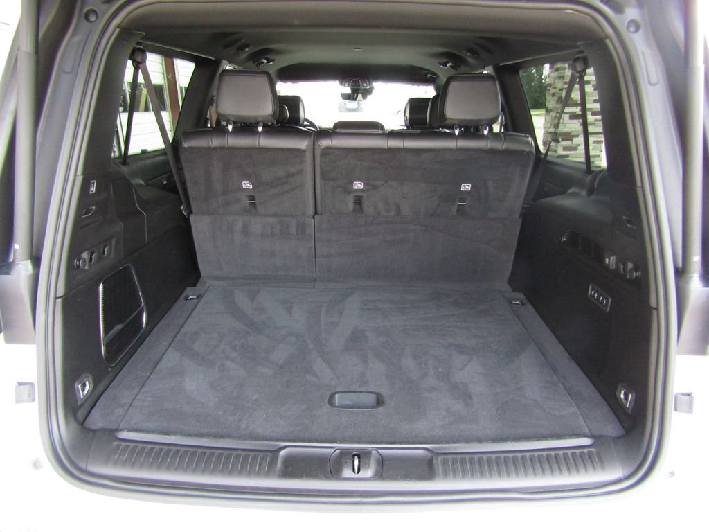 Used 2025 Jeep Wagoneer L Series II AWD/4WD image 37