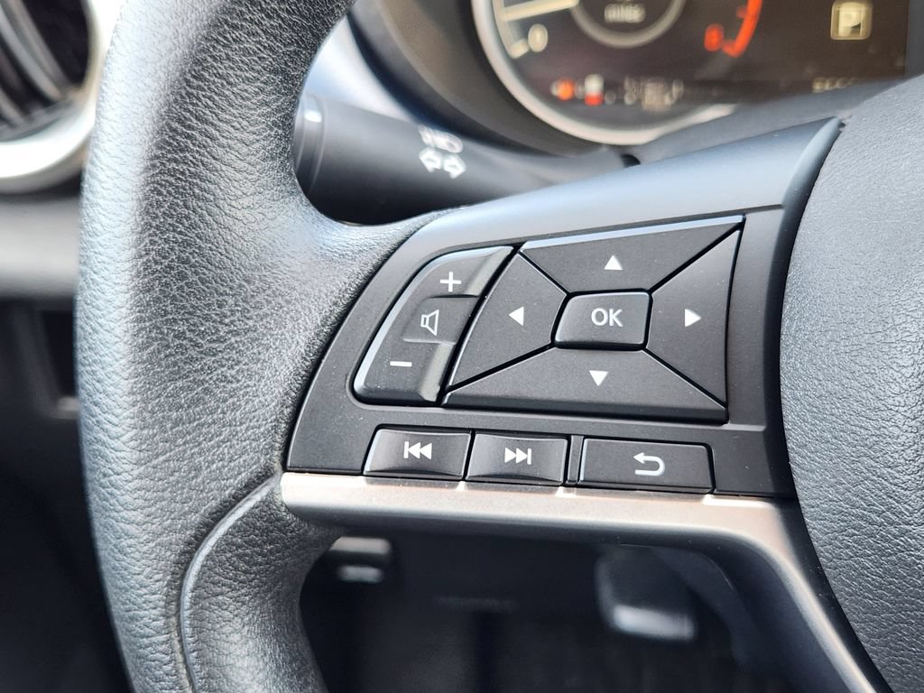 Used 2025 Nissan Versa SV FWD image 27