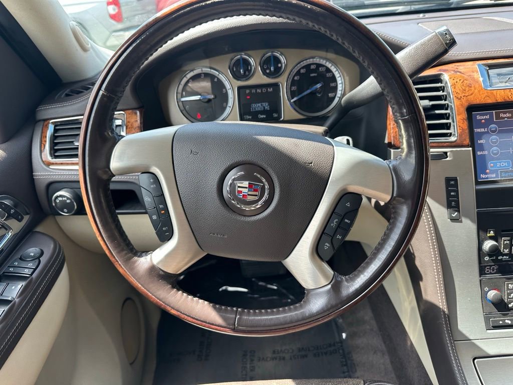 Used 2014 Cadillac Escalade ESV Platinum AWD/4WD image 26