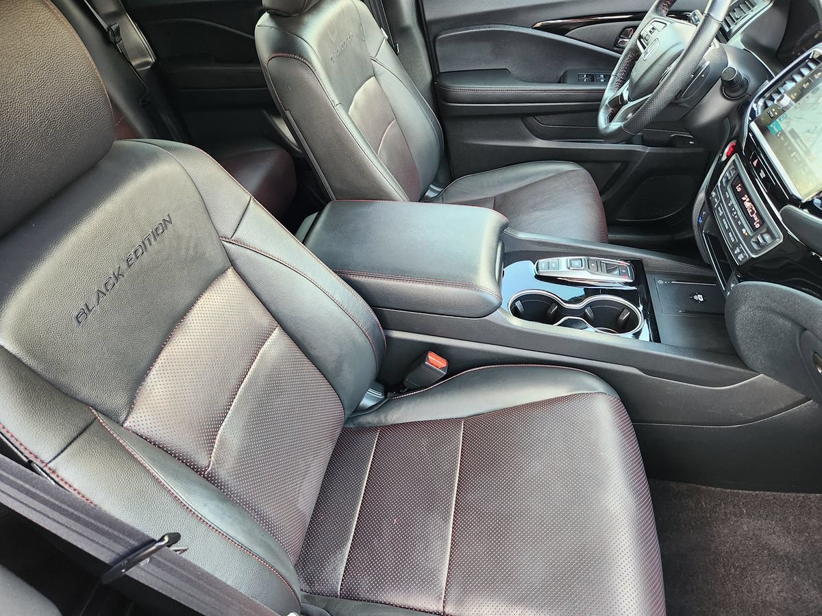 Used 2024 Honda Ridgeline Black Edition image 32