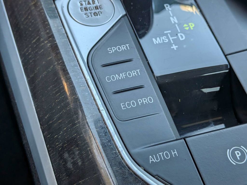 Used 2020 BMW 330i xDrive Sedan w/ Convenience Package image 24