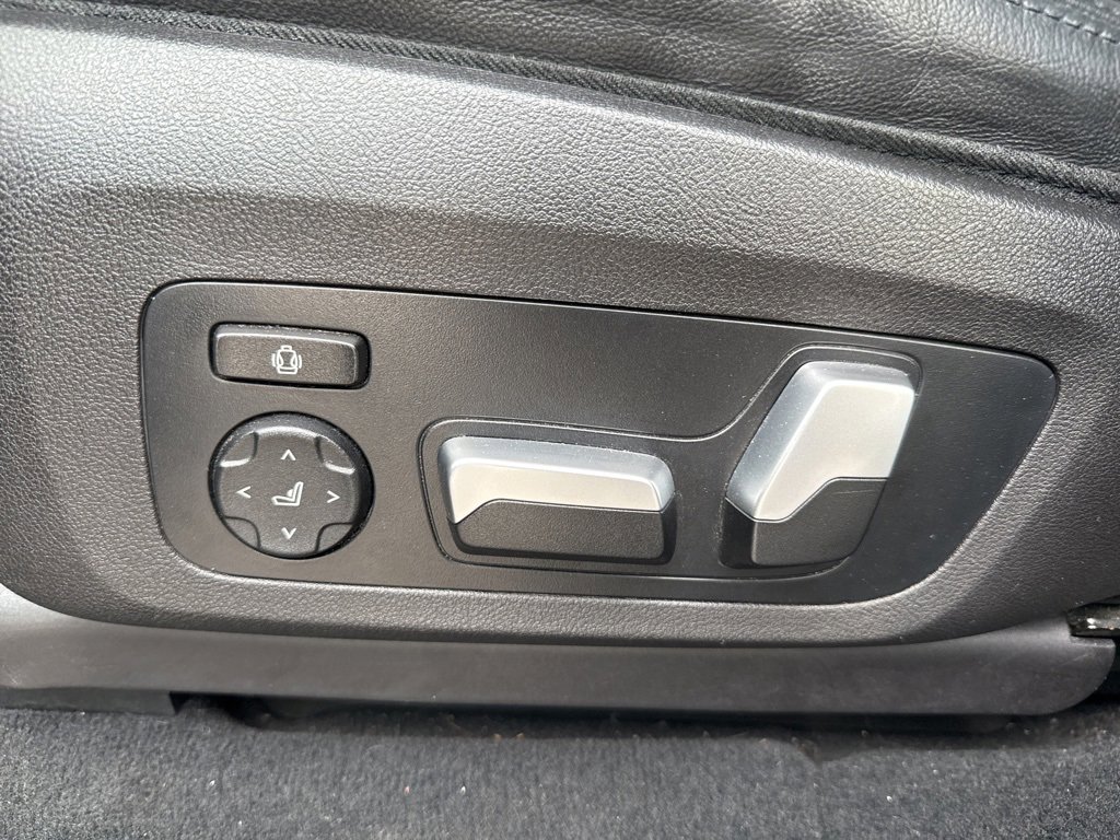 Used 2021 BMW X3 xDrive30i w/ Premium Package image 10