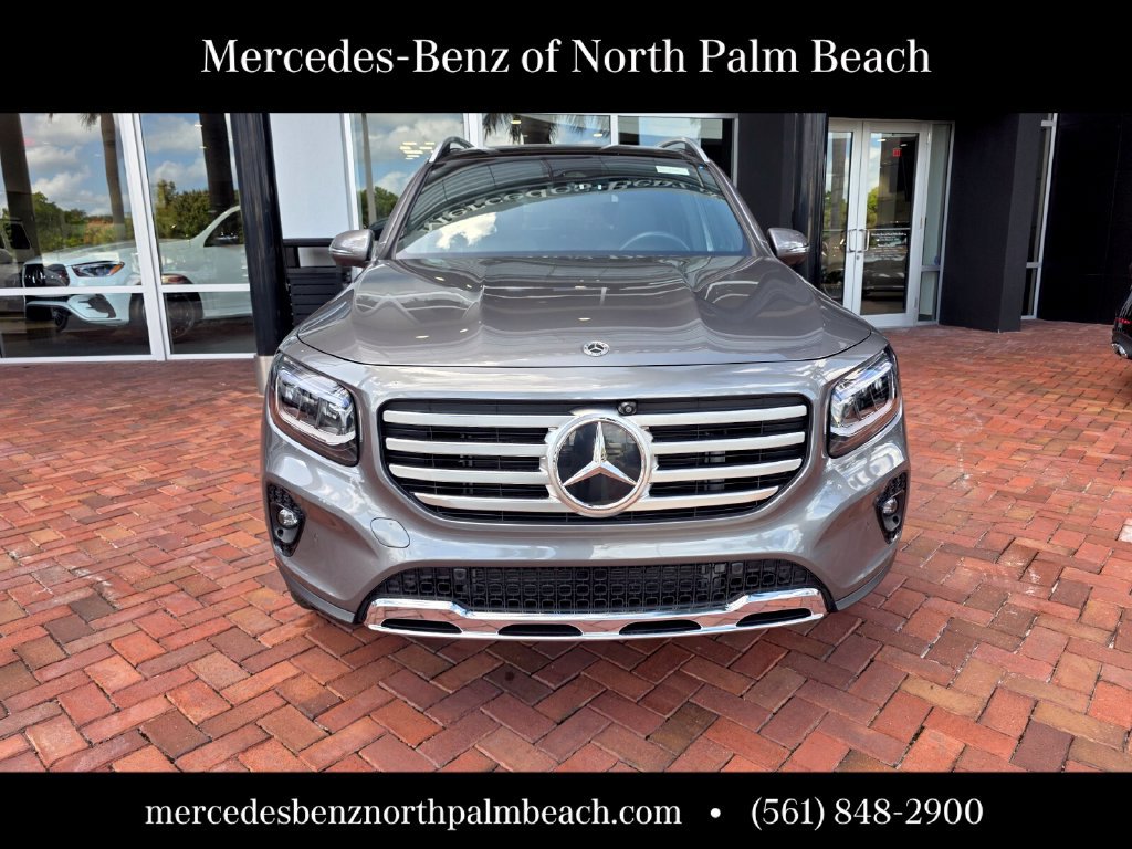 Used 2026 Mercedes-Benz GLB 250 image 2