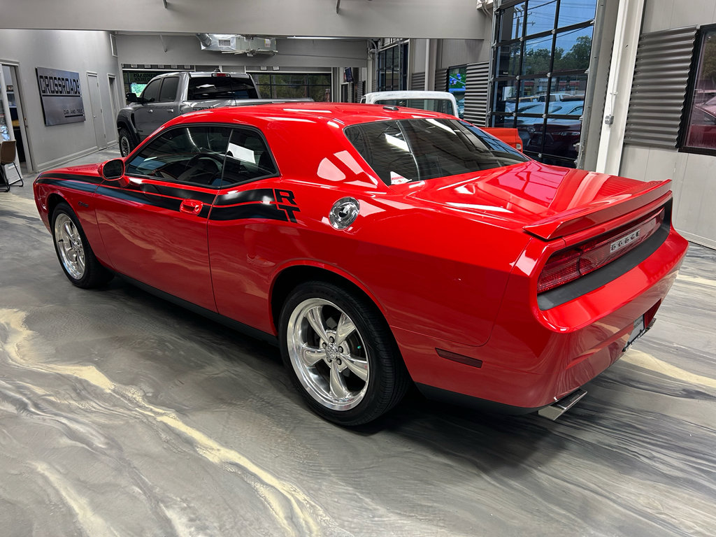 Used 2010 Dodge Challenger R/T RWD image 33