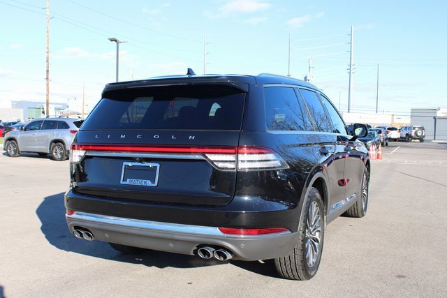 Used 2021 Lincoln Aviator Reserve w/ Elements Package Plus image 44
