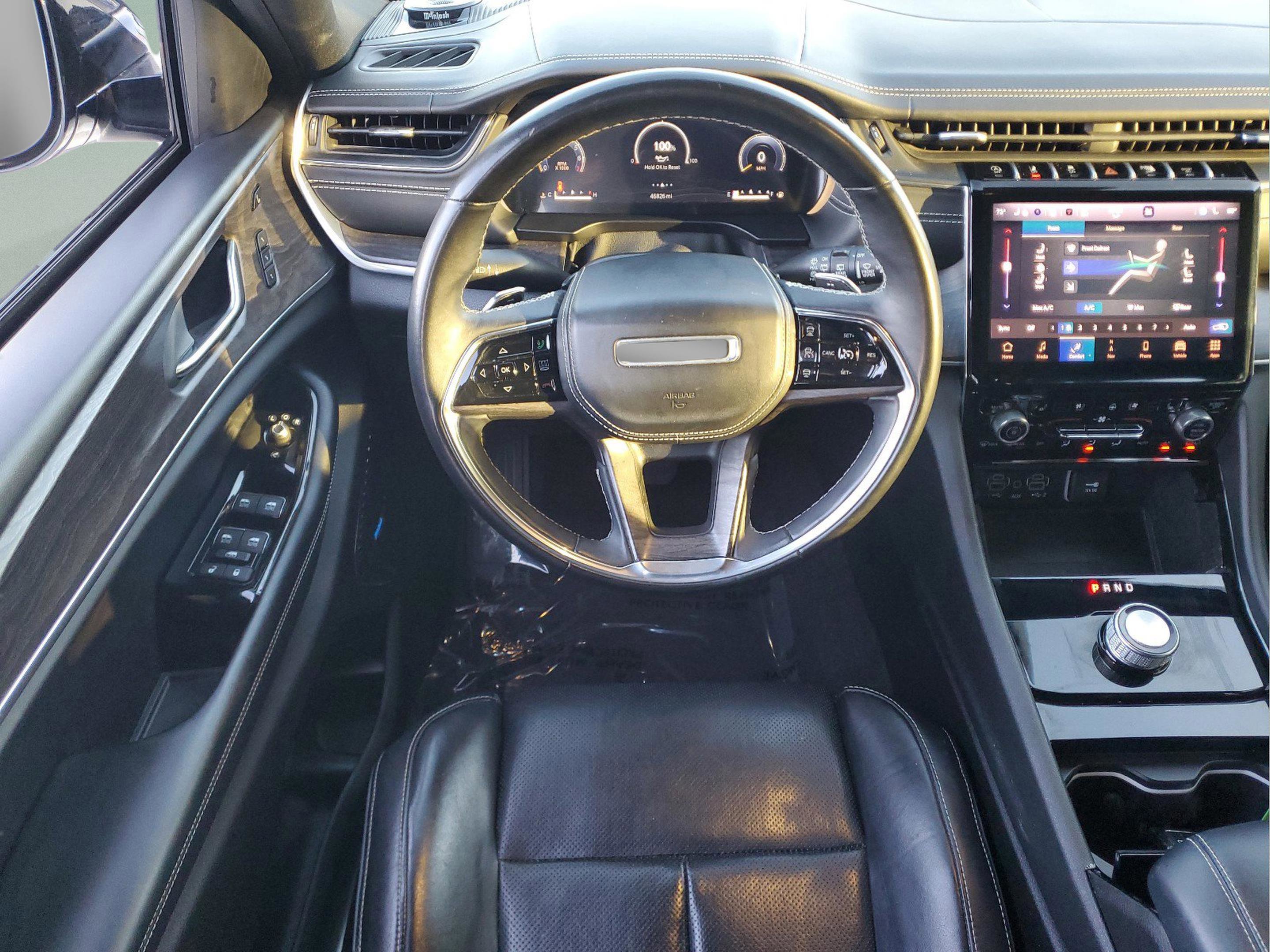 Certified 2021 Jeep Grand Cherokee L Overland w/ Luxury Tech Group IV image 13