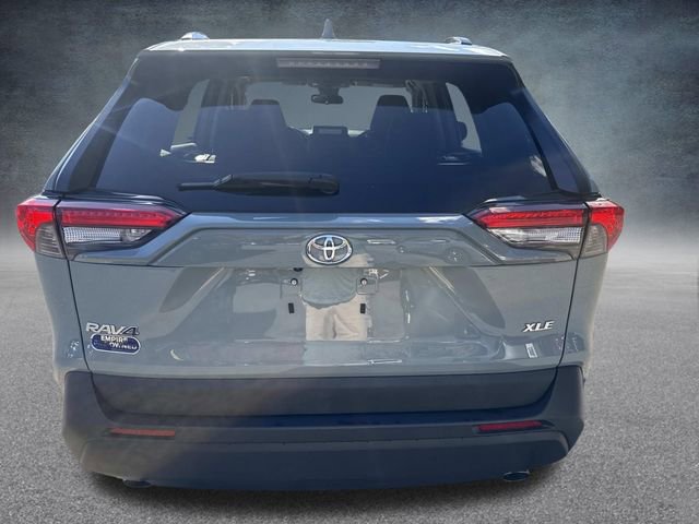 Used 2023 Toyota RAV4 XLE image 4