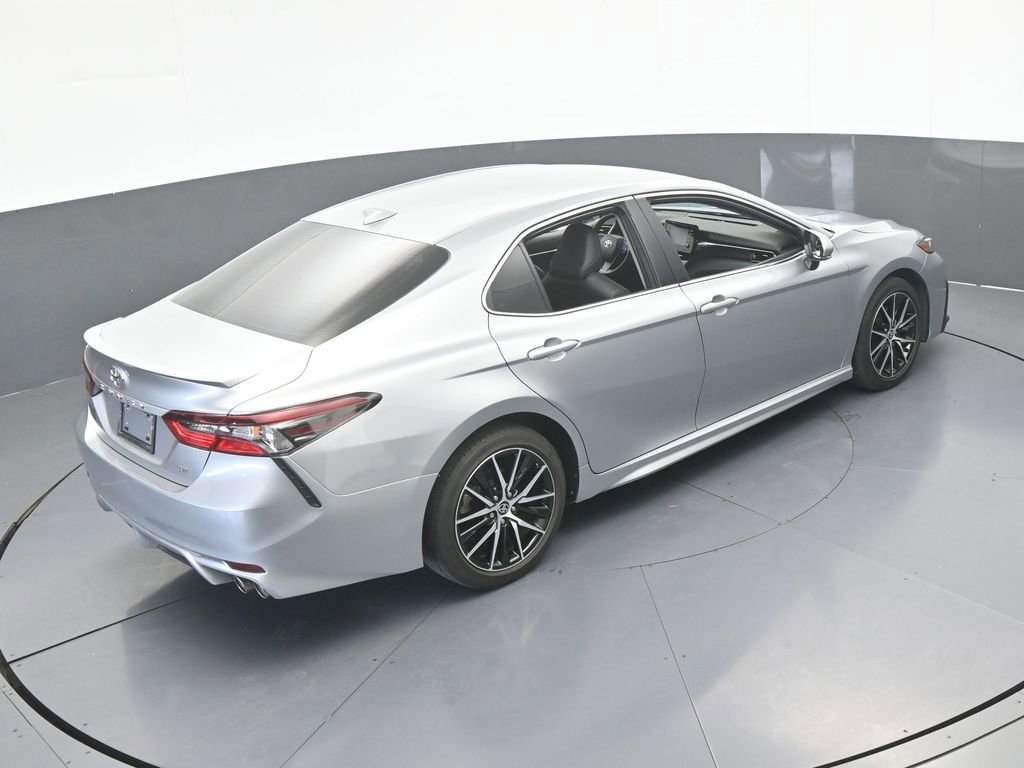 Used 2022 Toyota Camry SE FWD image 48