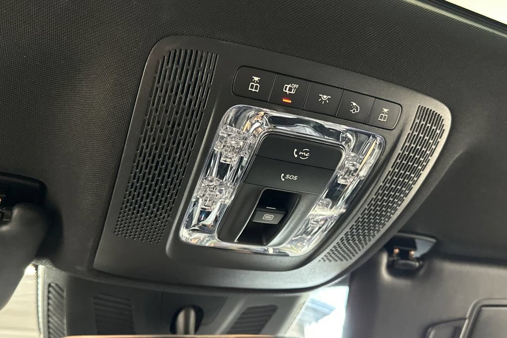 Certified 2022 Mercedes-Benz GLB 250 4MATIC image 39