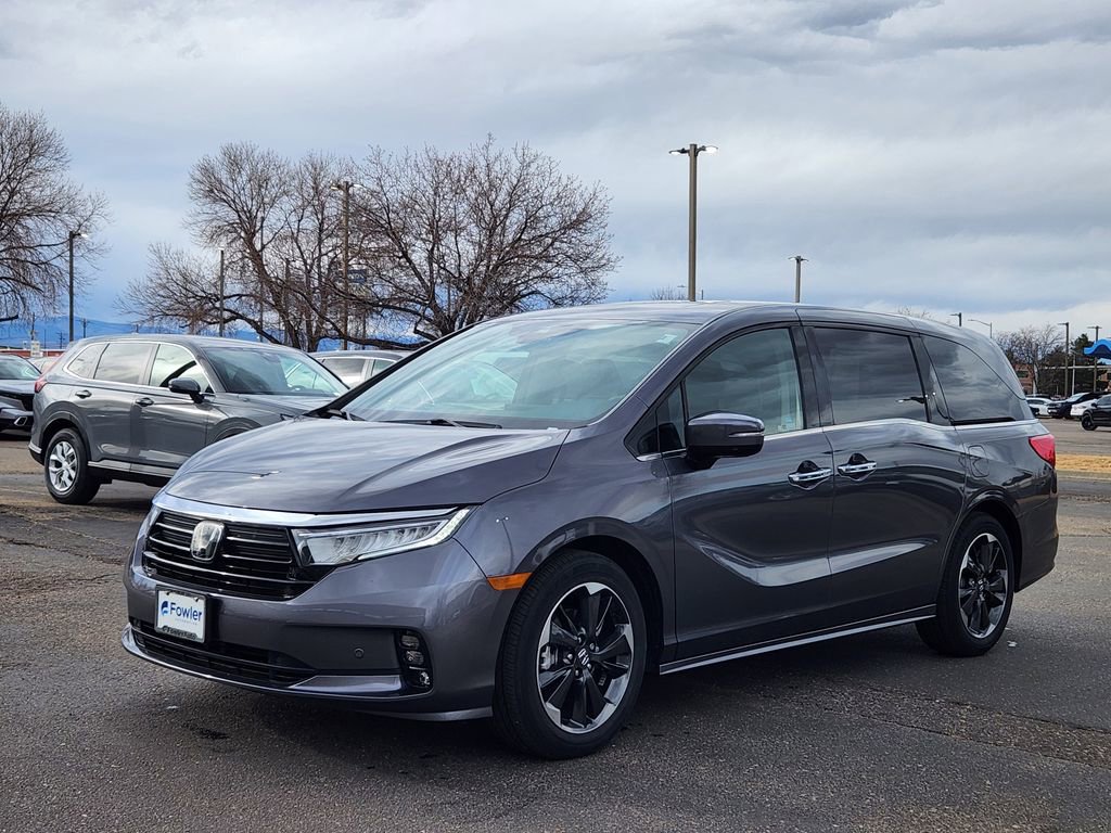 Used 2024 Honda Odyssey Elite image 3