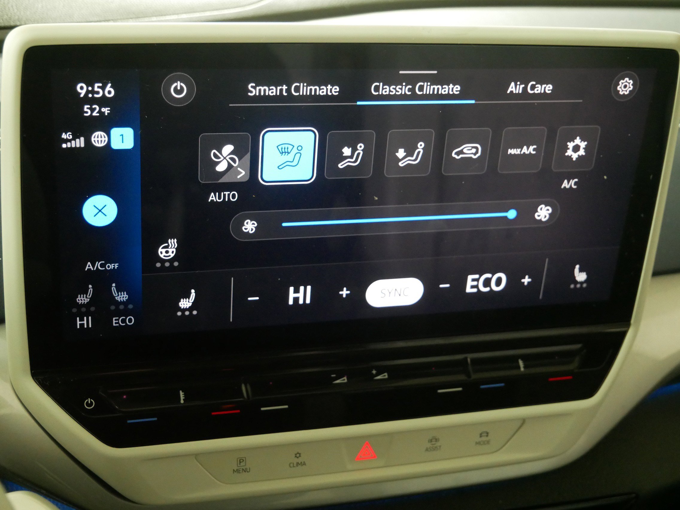 Used 2023 Volkswagen ID.4 S image 23