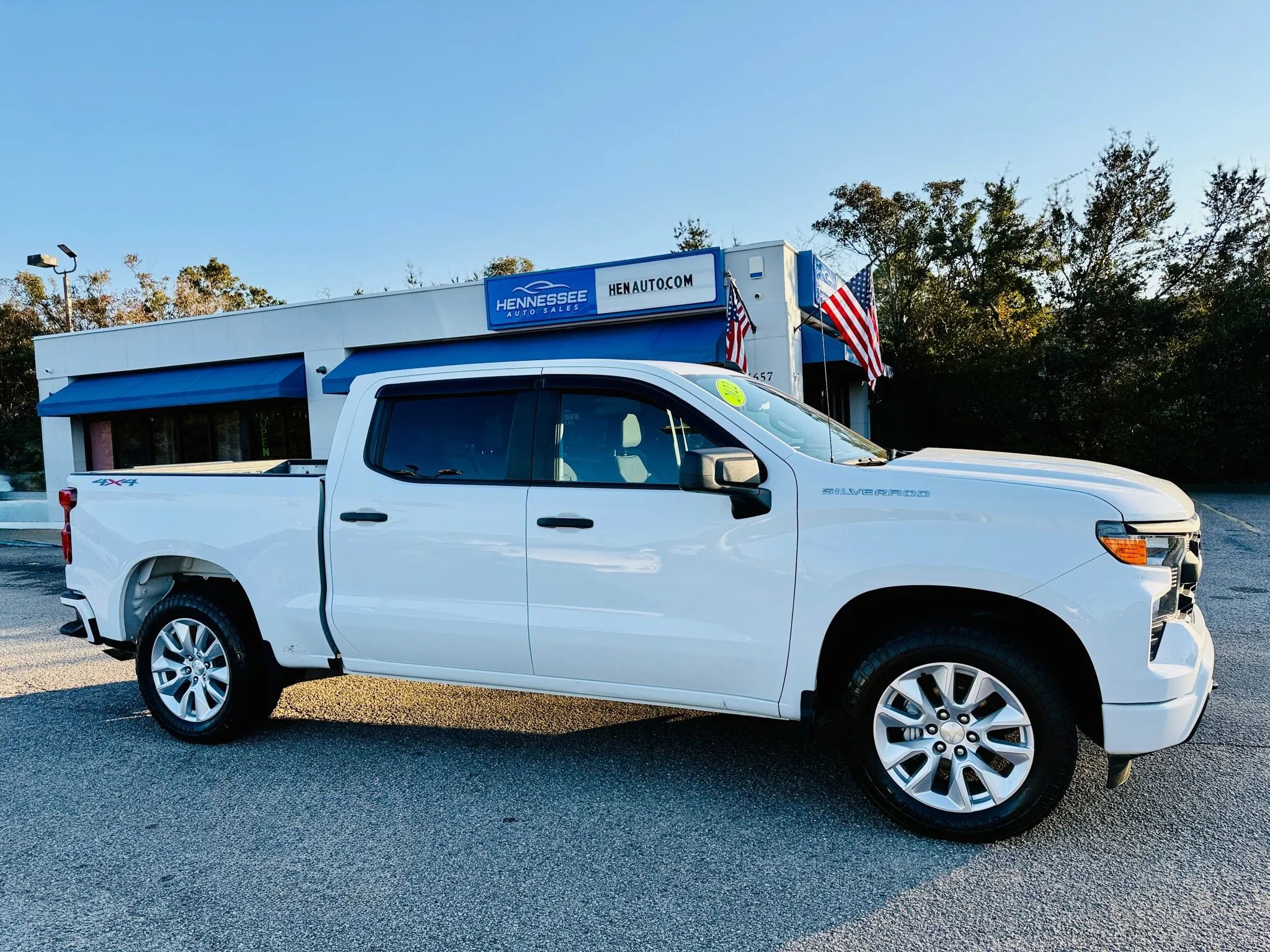 Used 2022 Chevrolet Silverado 1500 Custom image 24