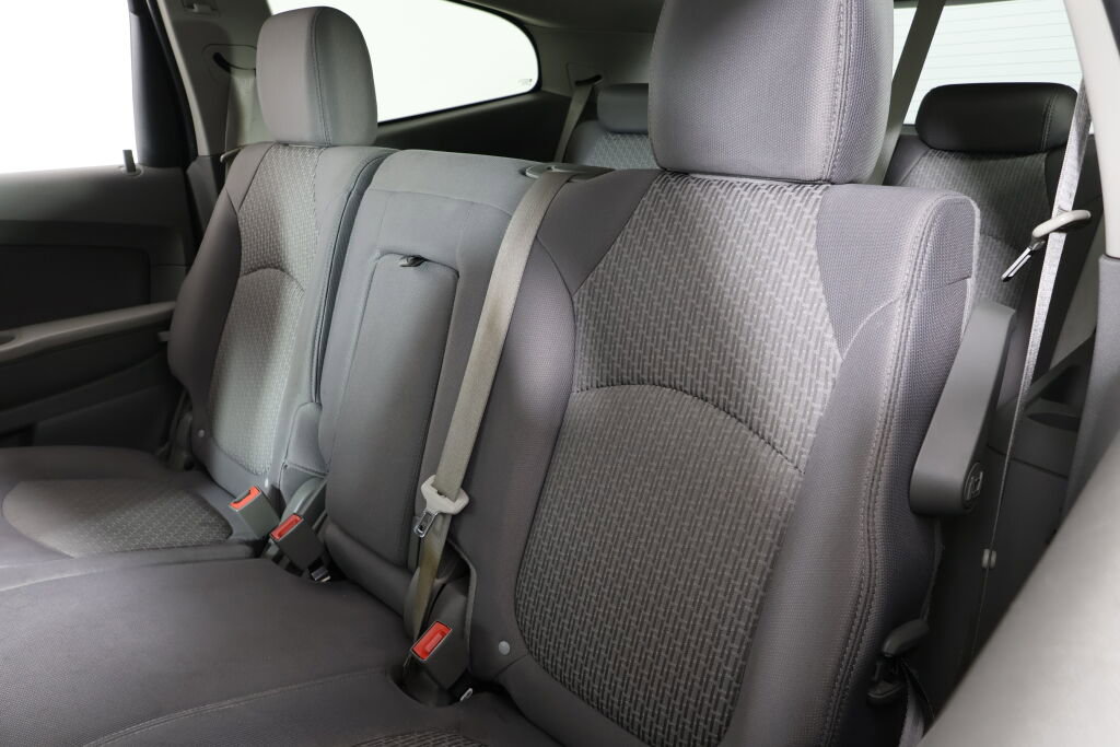 Used 2012 Chevrolet Traverse LS image 15