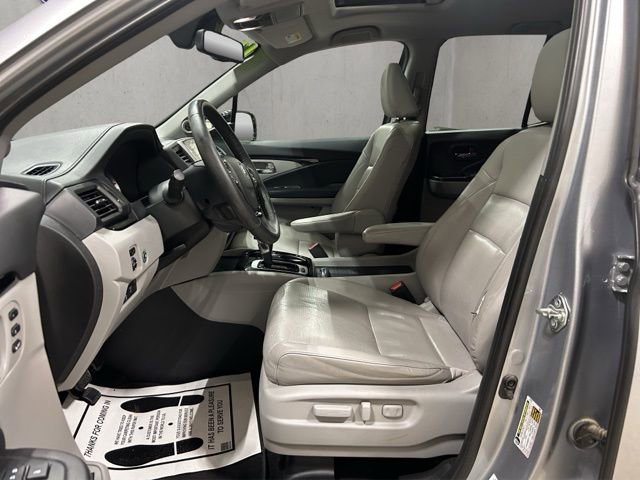 Used 2017 Honda Ridgeline RTL-E image 12