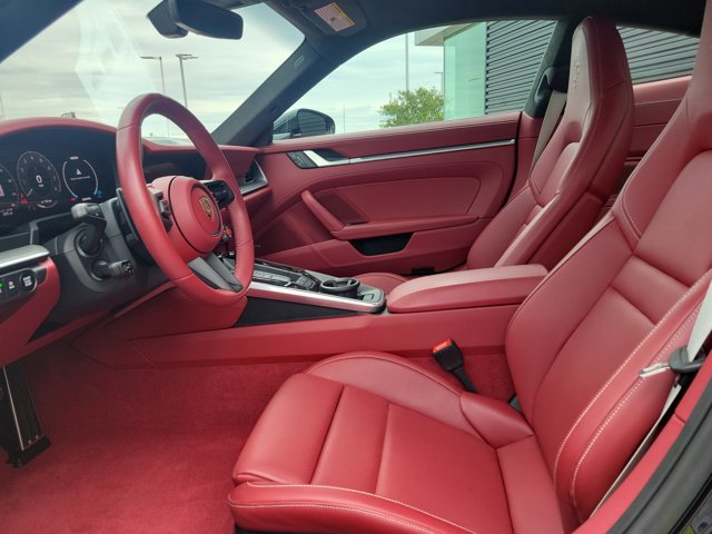 Certified 2025 Porsche 911 Carrera RWD image 5