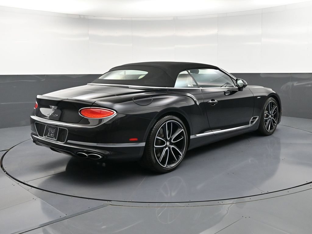Certified 2023 Bentley Continental GT V8 AWD/4WD image 8