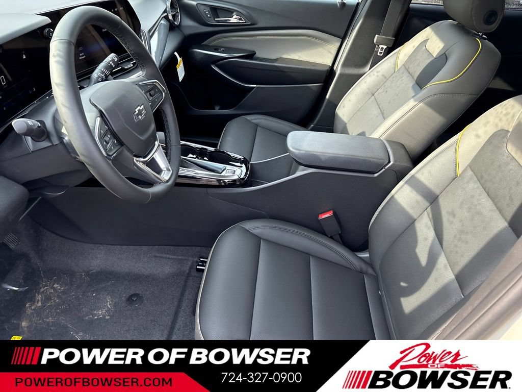 New 2026 Chevrolet Trax ACTIV w/ Sunroof Package FWD image 4
