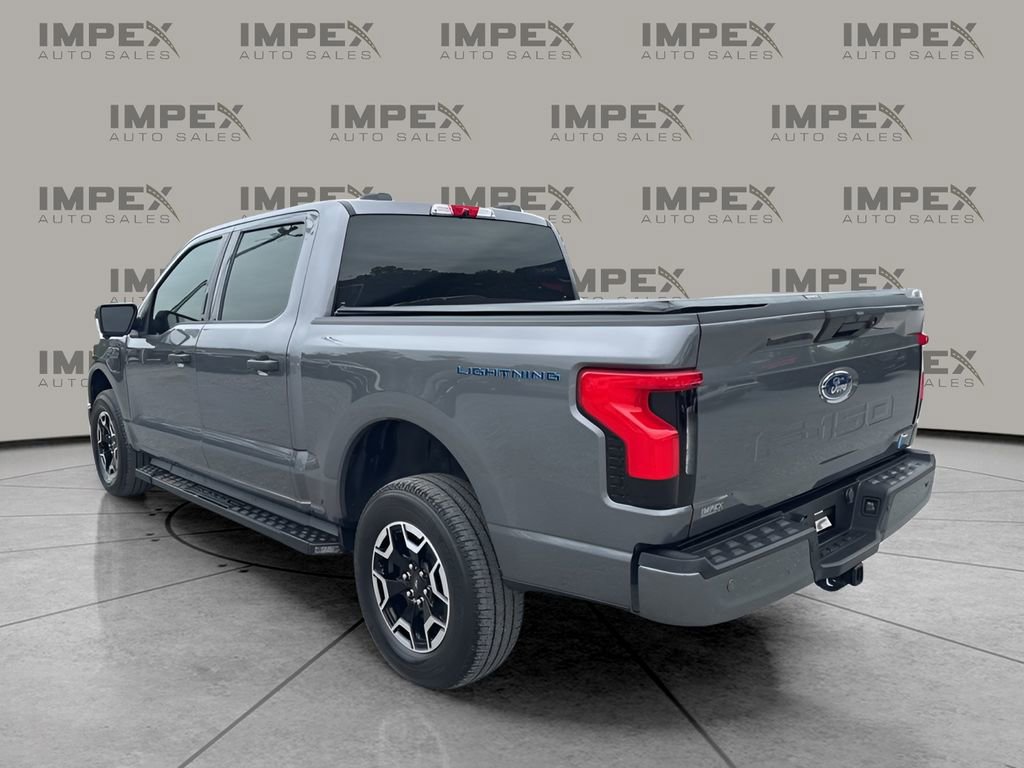 Used 2023 Ford F150 Lightning XLT AWD/4WD image 3