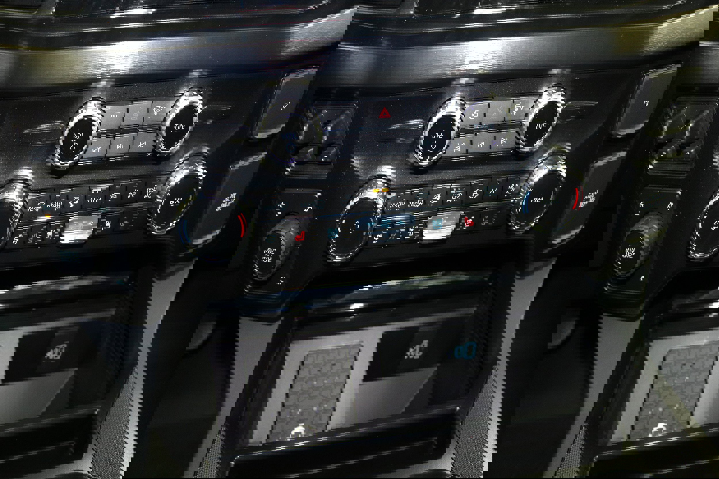 New 2026 Ford F250 Lariat w/ Lariat Premium Package image 21