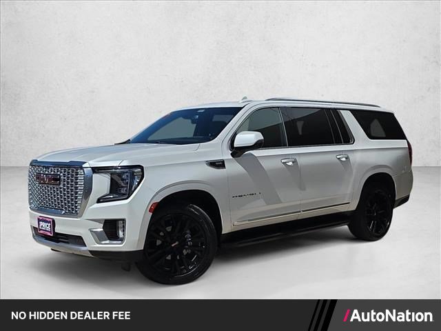 Used 2022 GMC Yukon XL Denali w/ Advanced Technology Package AWD/4WD image 1
