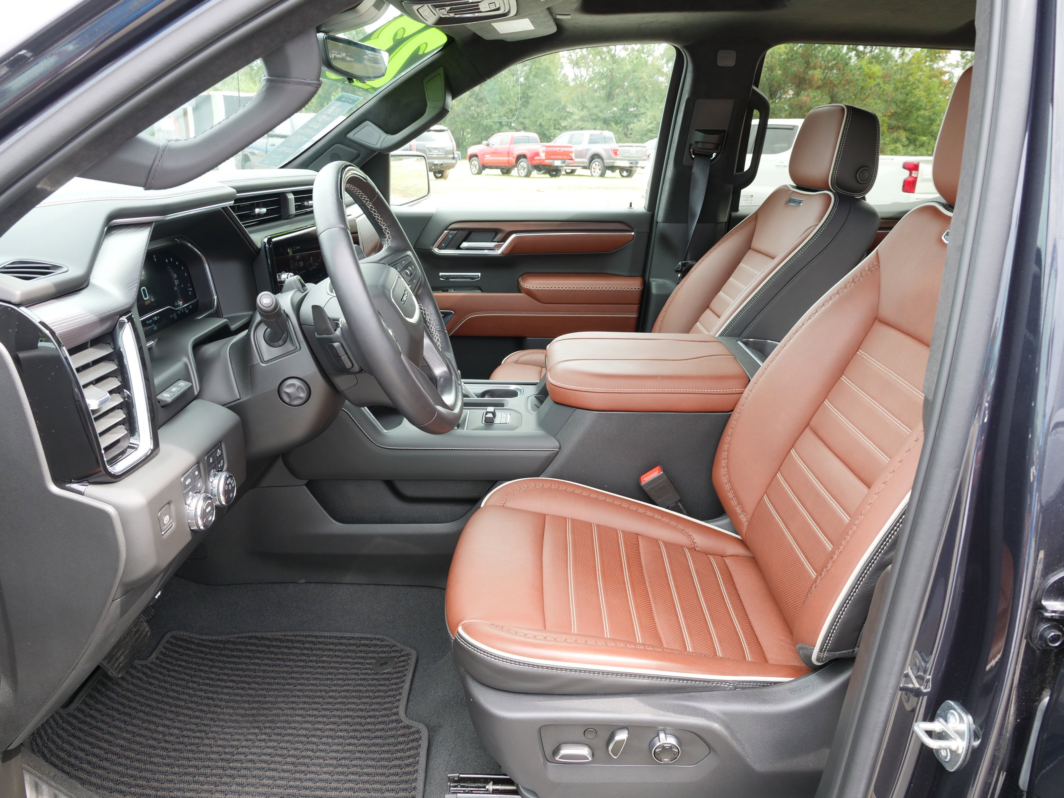 Certified 2023 GMC Sierra 1500 Denali Ultimate image 16