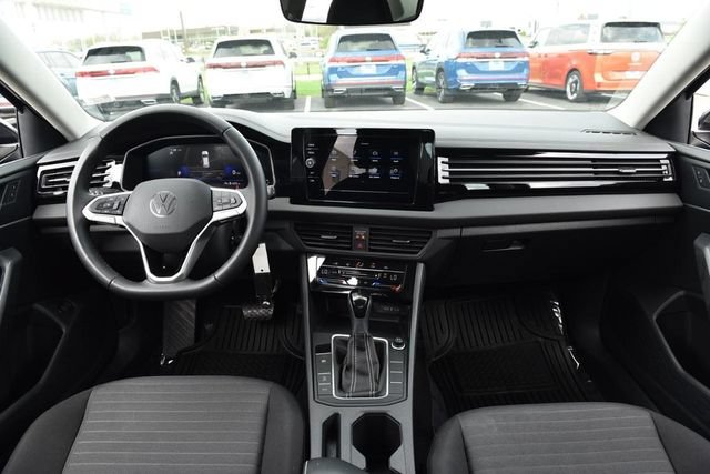 Used 2025 Volkswagen Jetta S FWD image 7
