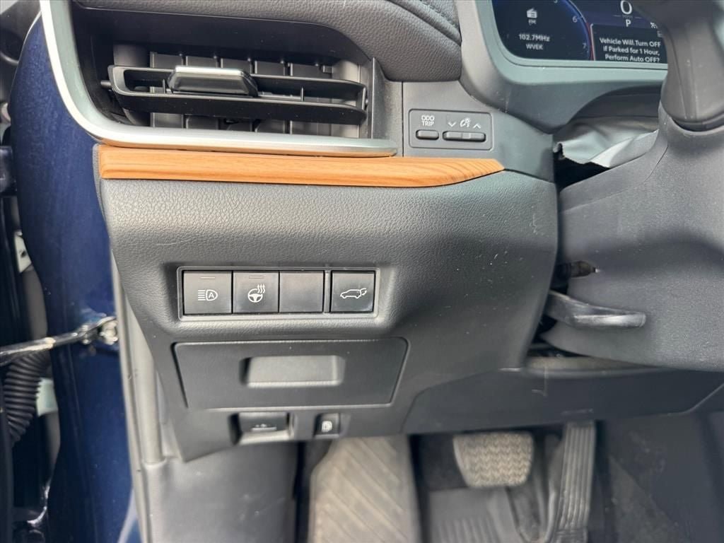 Used 2024 Toyota Grand Highlander AWD image 19
