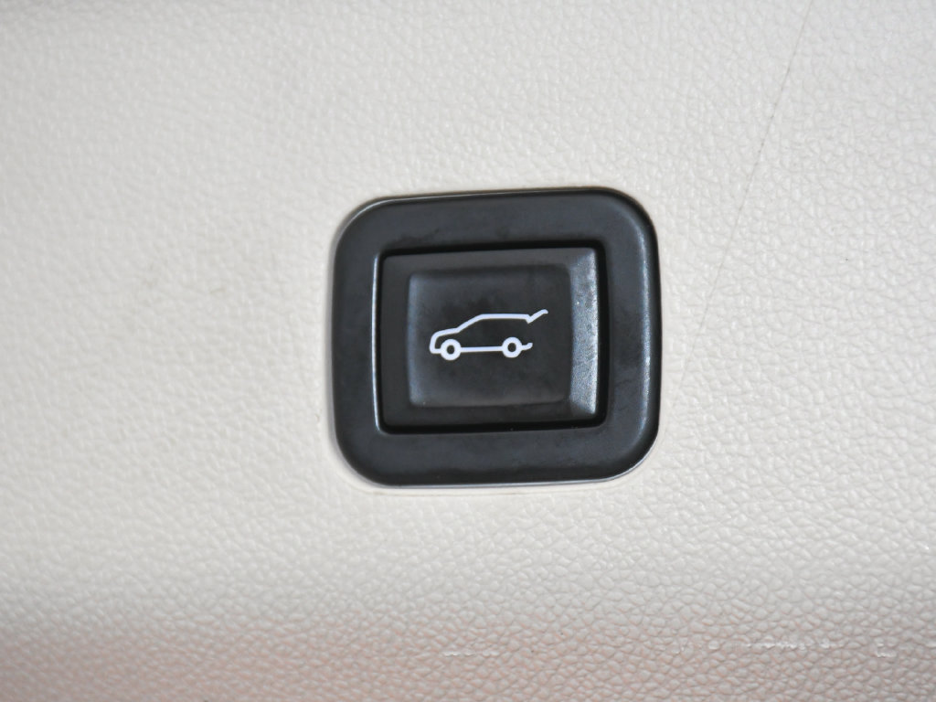Used 2022 Cadillac Escalade Sport Platinum AWD/4WD image 70