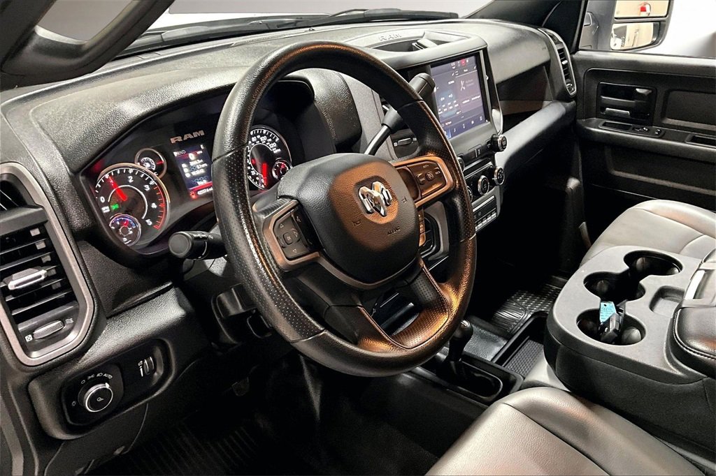 Used 2024 RAM 3500 Tradesman w/ Chrome Appearance Group image 19