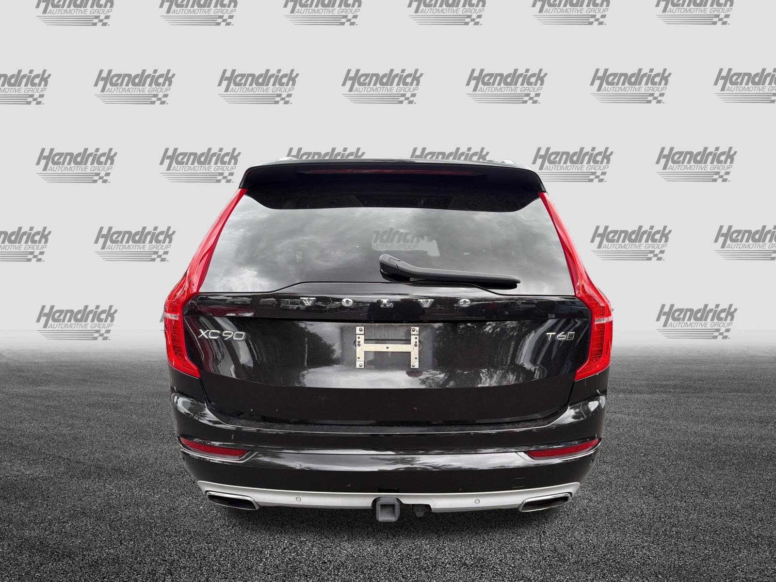 Used 2019 Volvo XC90 T6 Momentum w/ Protection Package AWD/4WD image 8