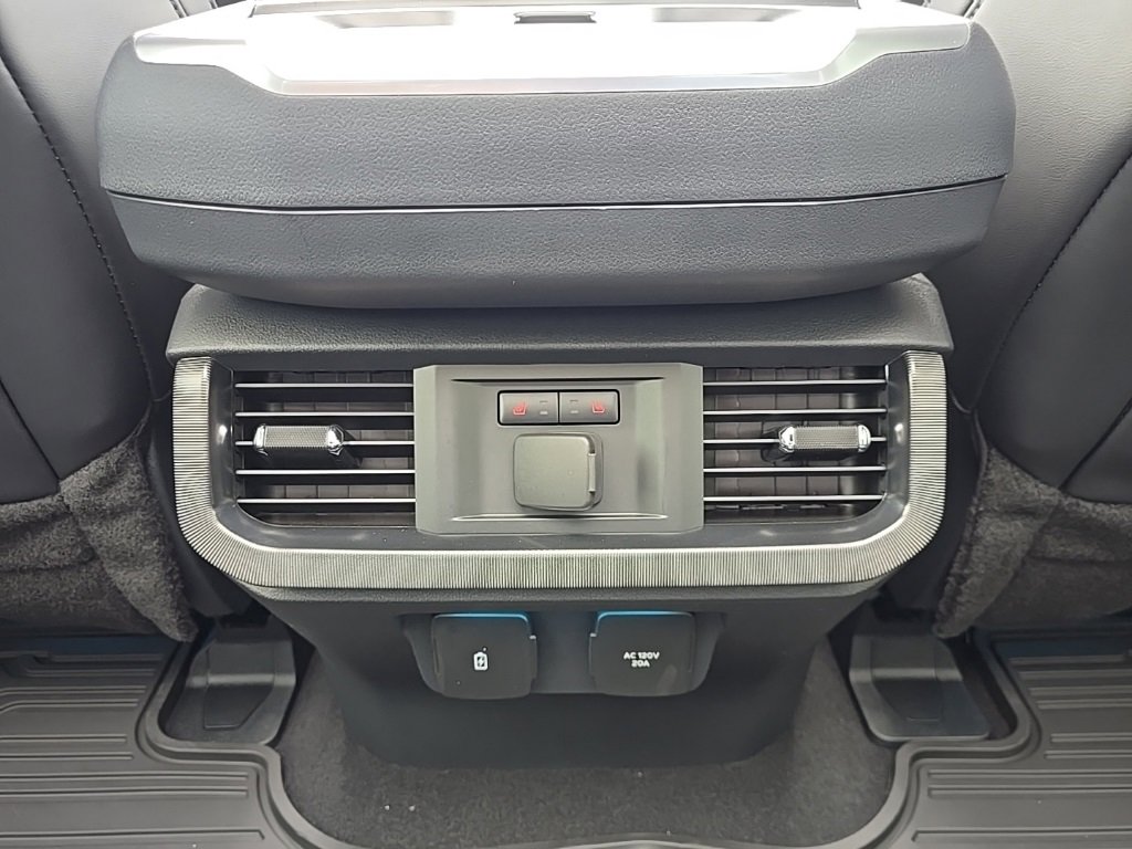 New 2025 Ford F150 Platinum w/ Equipment Group 702A High image 32