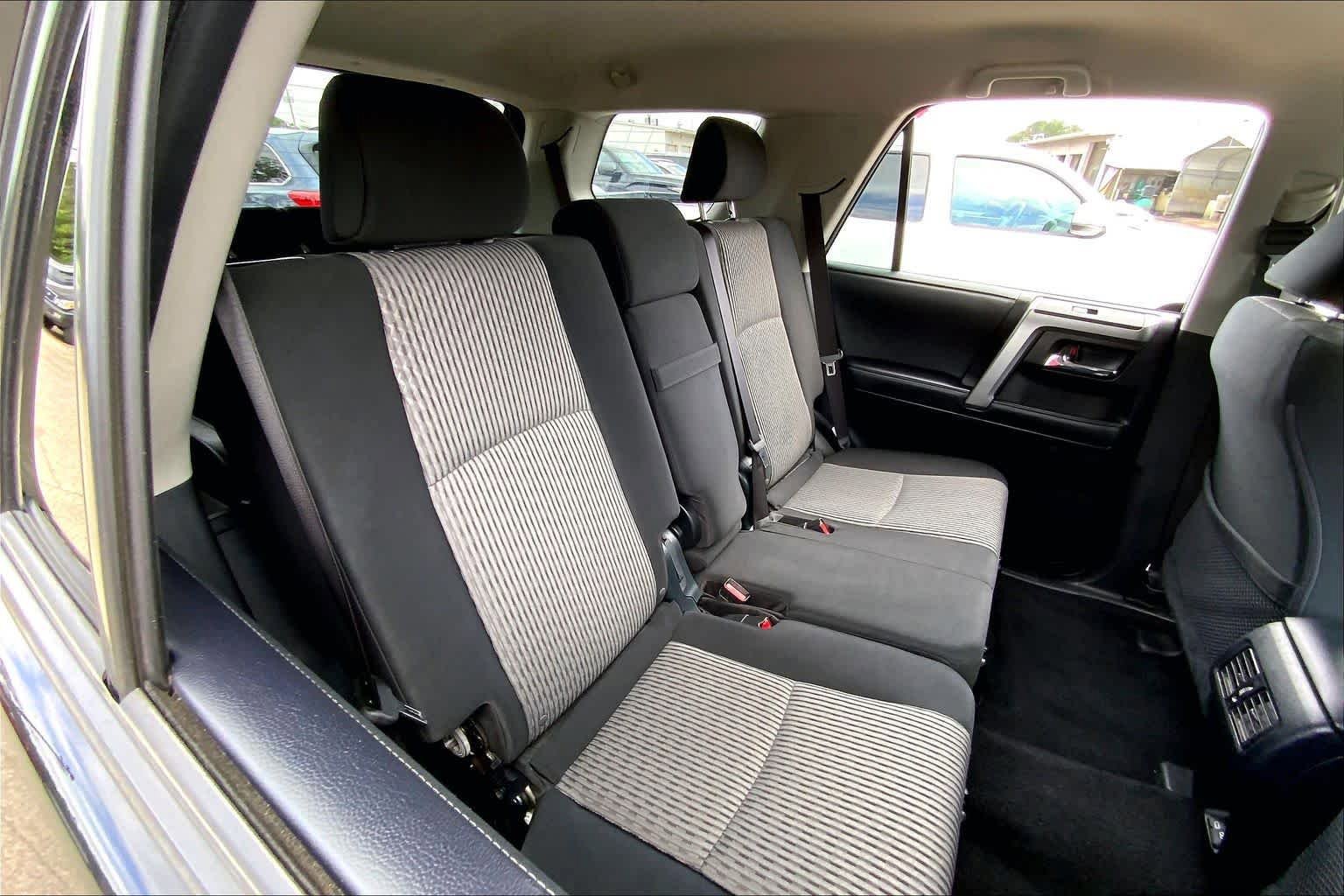 Used 2024 Toyota 4Runner SR5 AWD/4WD image 19