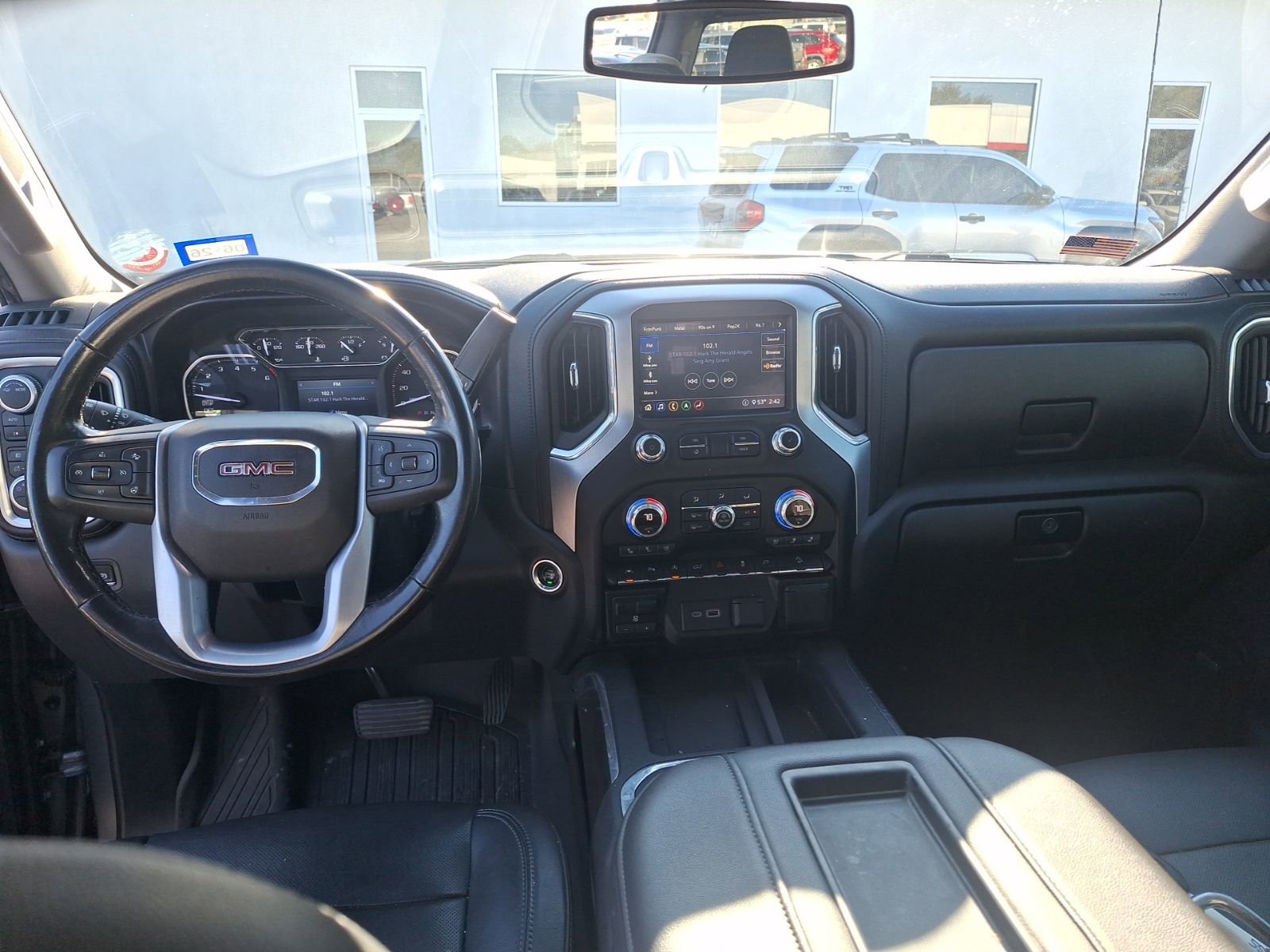 Used 2020 GMC Sierra 1500 SLT image 21
